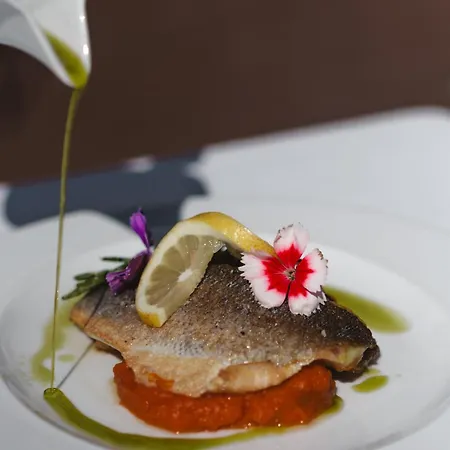 Ribeira Collection By Piamonte Hotel